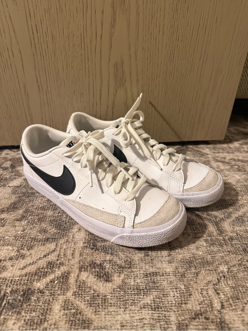 Nike Blazer Low 77 Vintage Sneakers Size W8/Y6.5